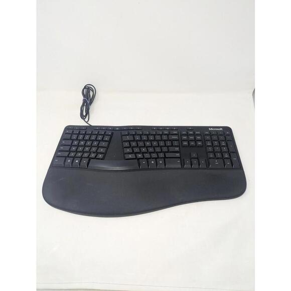 Microsoft LXM-00001 Model 1878 Wired USB 2.0 Ergonomic Keyboard Black - Picture 1 of 6